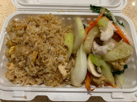 Fresh Vietnamese spring rolls at Pho Dinosaur 2 Forest Lawn Calgary